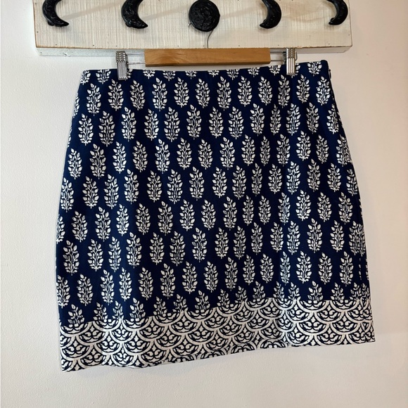 Talbots Navy and White Floral Pencil Skirt - Picture 8 of 8